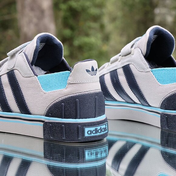 Vintage Adidas Shell Toe 2006 Men’s Size 9.5 - Picture 14 of 16